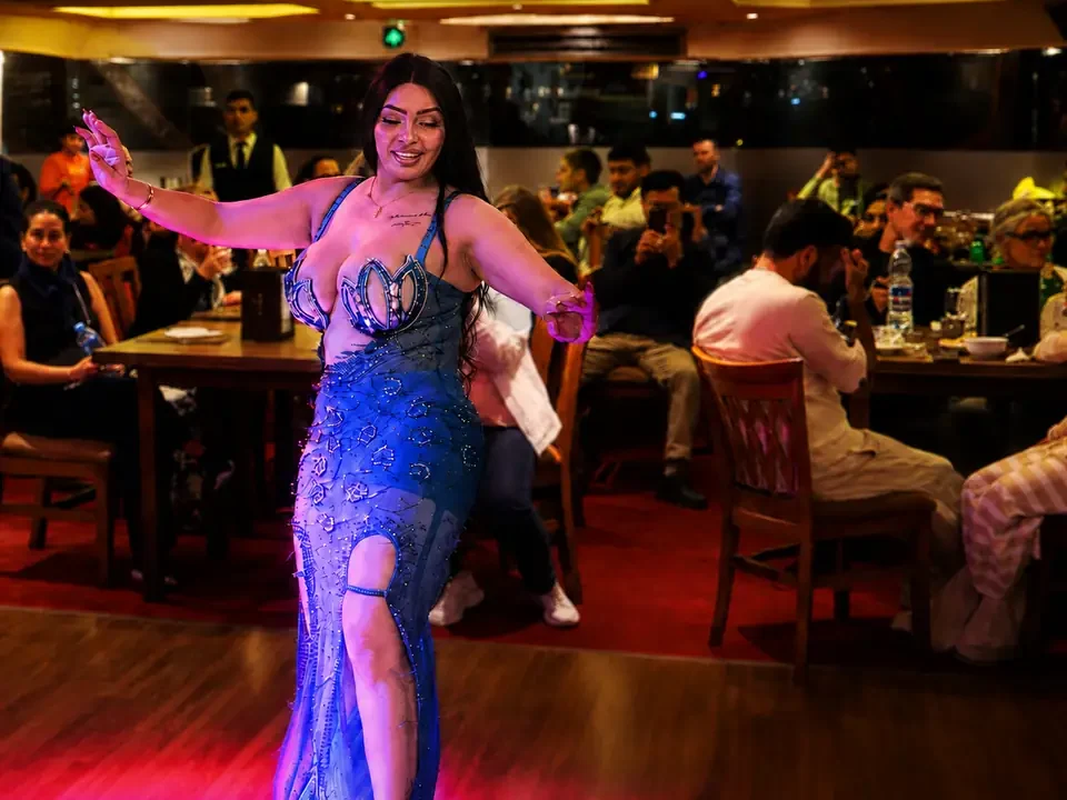 09-belly-dancer-clean-small